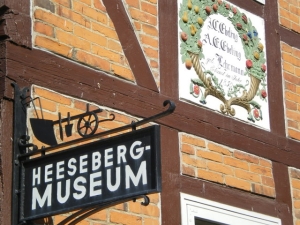 Erweiterung des Heesebergmuseums, hier durch Bau eines Unterstandes für landwirtschaftliches Gerät ab ca. 1870