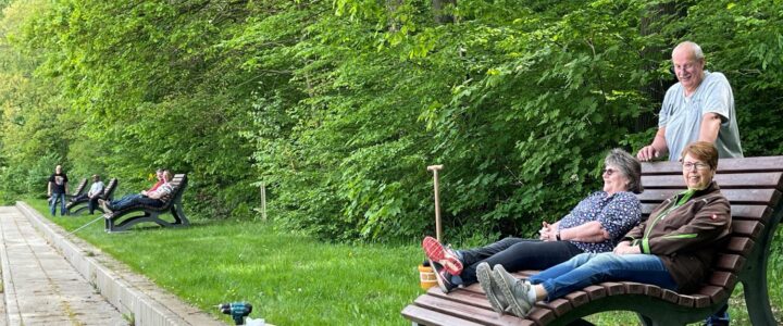 LEADER hilft beim Entspannen im Waldbad Birkerteich