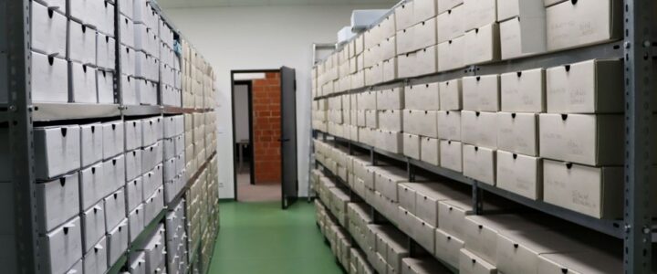 Großscanner für Stadtarchiv Helmstedt